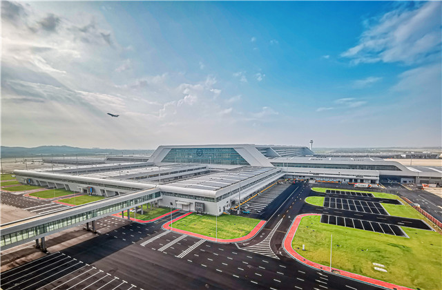 鄂州機場轉運中心工程斬獲創世大發第30座魯班獎