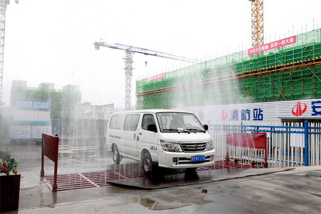 車輛嚴(yán)格管控，凈身出戶.jpg